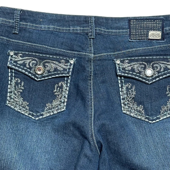 One-5-One Dark Washed Stud Embellished Jean. Sz: 14 - Picture 2 of 13